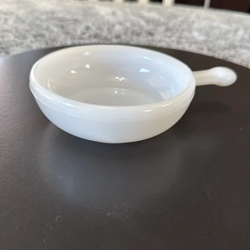 VTG Set Of 2 Glasbake Milk Glass 11oz Lug Soup Bowls With‎ Handles Kitchenware